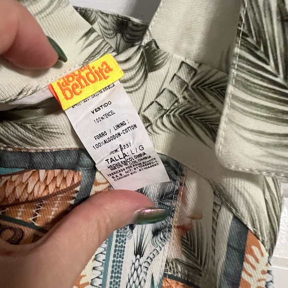 Agua bendita size large fortune dress - Picture 4 of 4